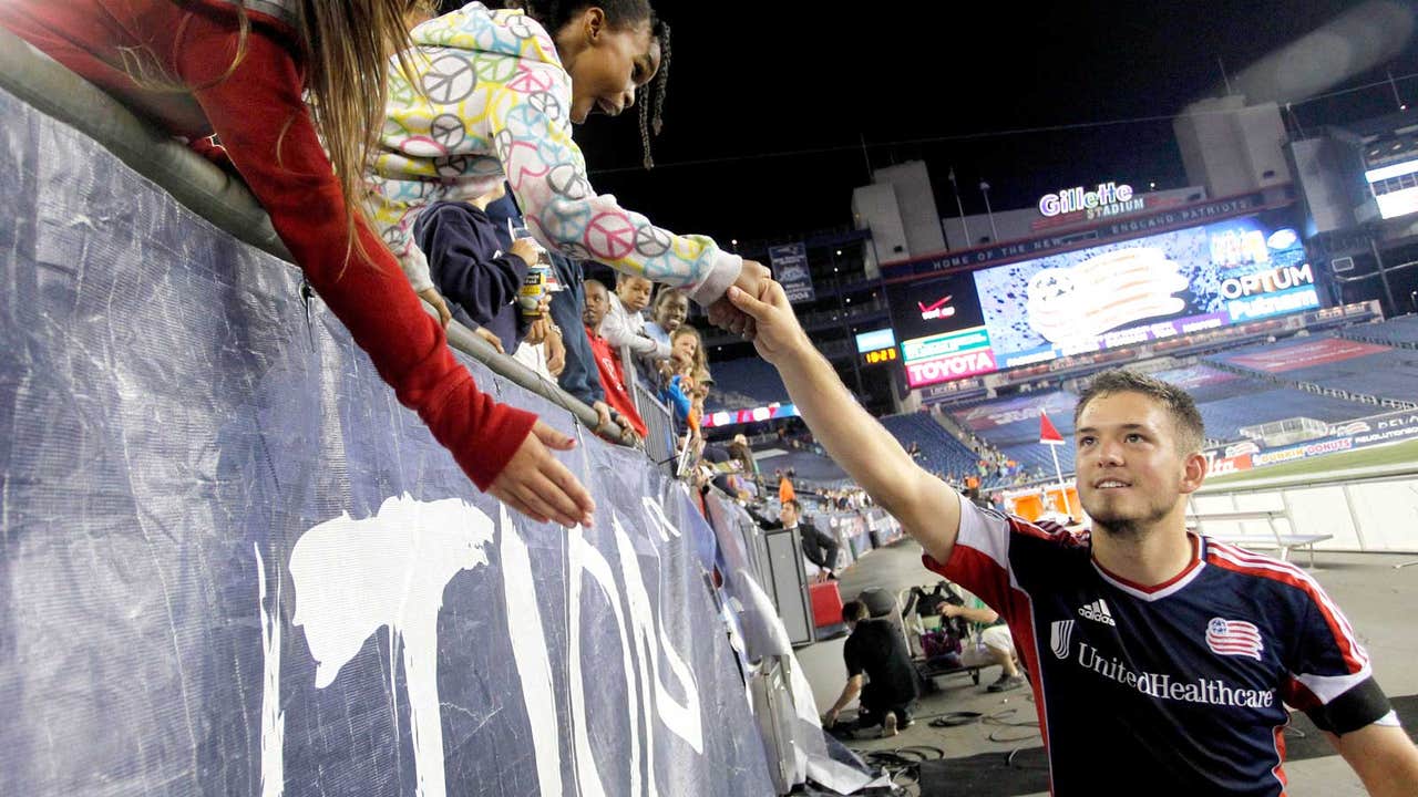 Stoppage Time: New England Revolution midfielder Kelyn Rowe